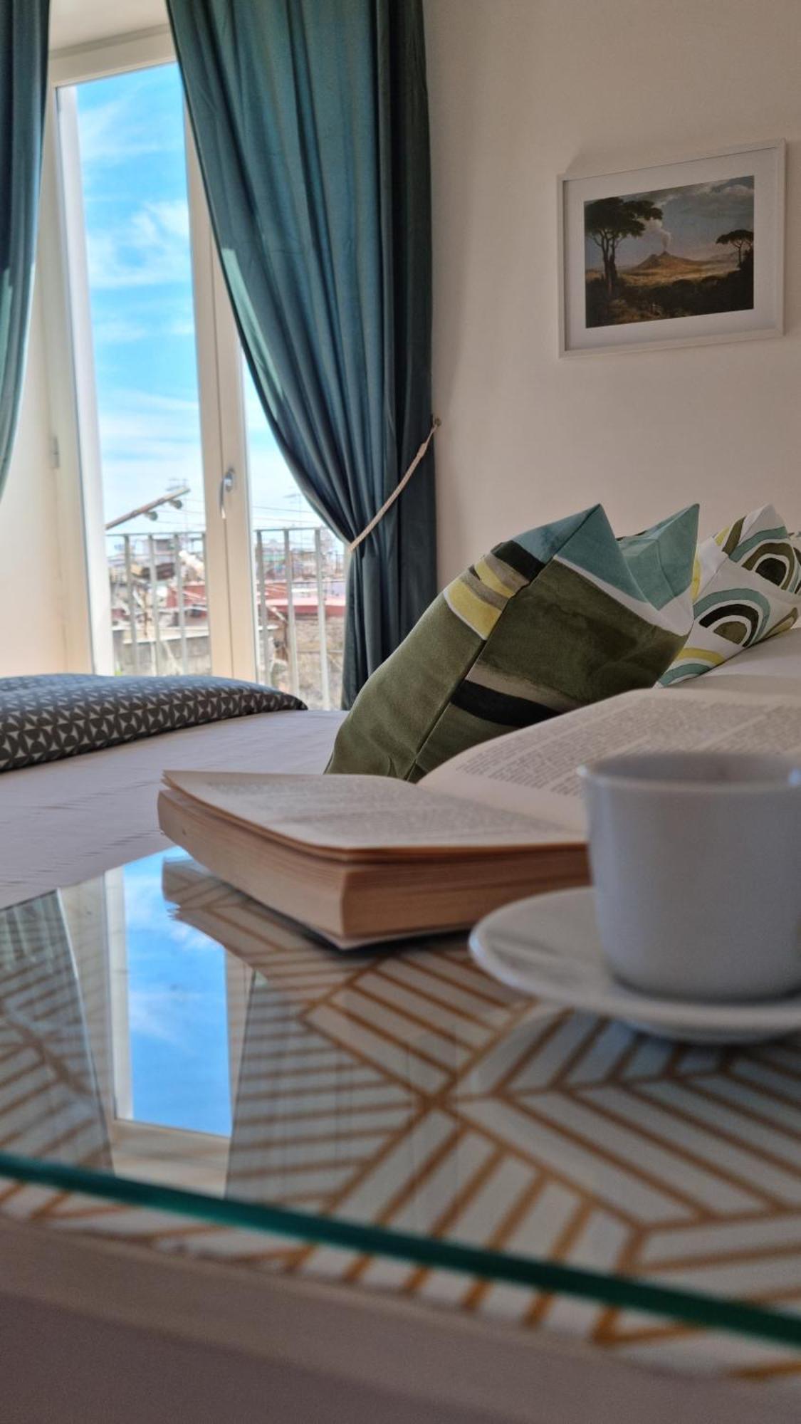 Vesuvio Apartment Наполи Екстериор снимка